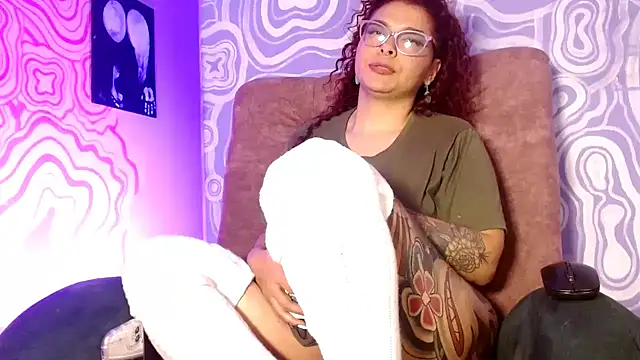 420viol3ta  online show from February 4, 12:35 am