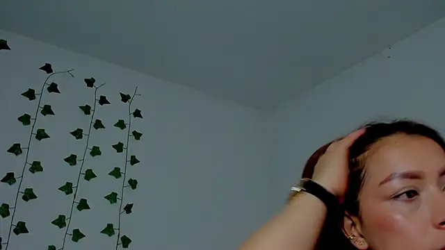 Miaa Garcia online show from November 5, 9:42 pm