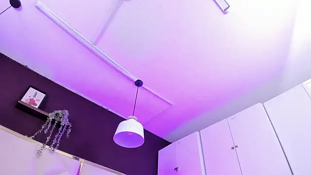 April bowie online show from April 18, 11:56 am