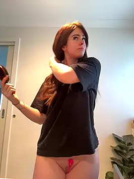 aus queen online show from November 28, 12:02 am