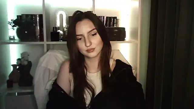 X Alisa online show from April 19, 6:43 pm