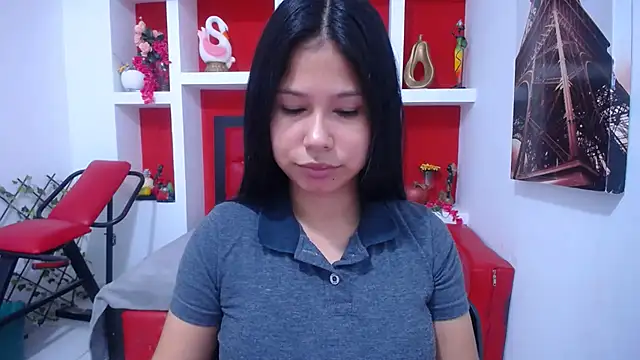 Letty Plugxo online show from October 17, 1:03 pm