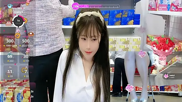  7Eleven  online show from June 4, 2:43 pm