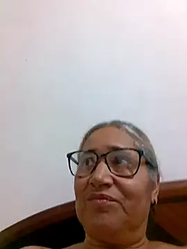  candi online show from December 14, 9:53 pm