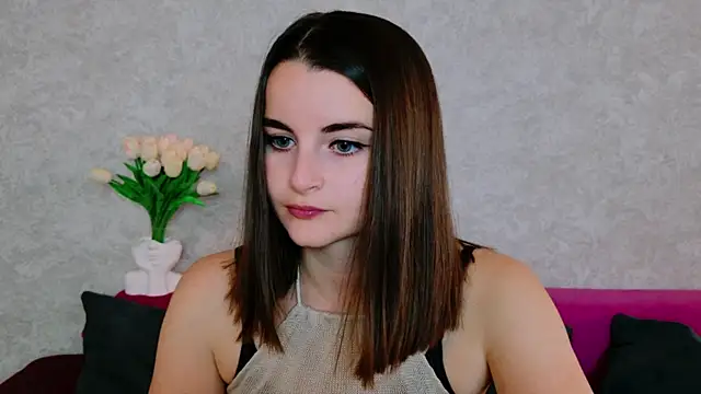 Miss Arwen online show from September 19, 5:06 am