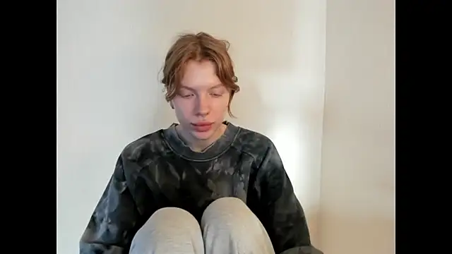 StellaDavis online show from November 18, 8:15 am