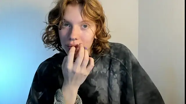 StellaDavis online show from October 10, 8:30 am