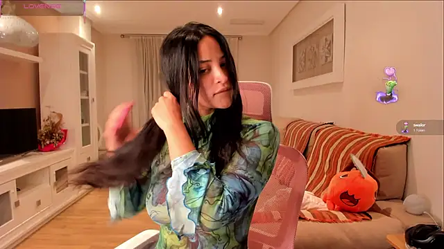 bella apont online show from October 3, 10:26 pm