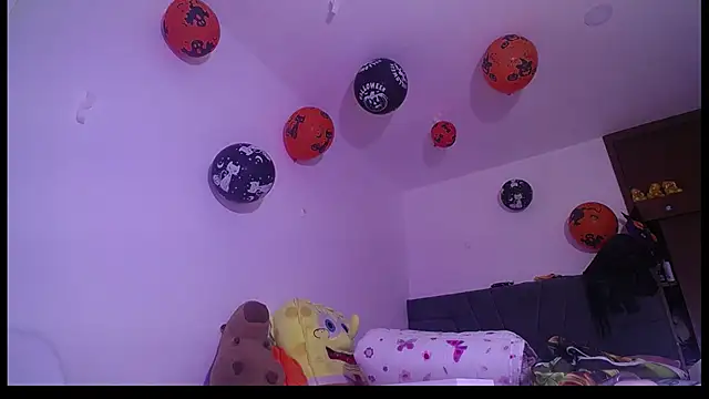 Yinn Silver online show from November 1, 9:13 am