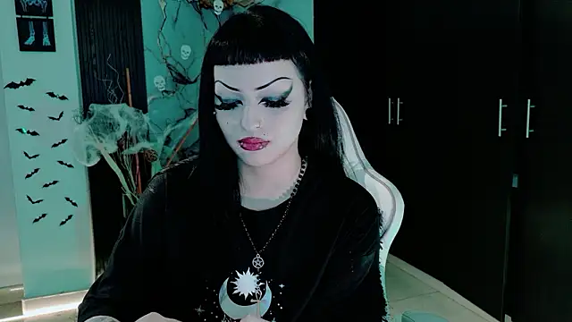 Madison Jackson online show from January 16, 10:06 pm