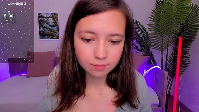 Lina Brownie online show from September 19, 3:38 am