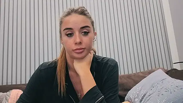 your bunnygirl online show from September 24, 5:56 pm