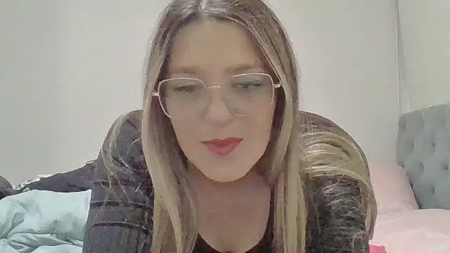 Daniela77771 online show from September 26, 11:02 pm