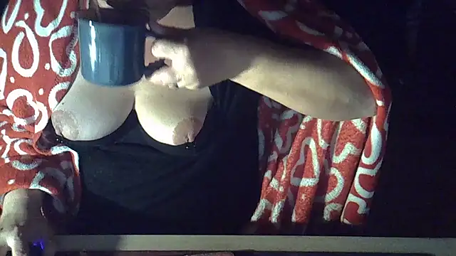 Silvia2277 online show from November 4, 10:37 pm