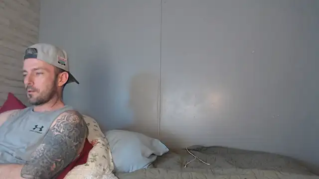 jaidenangel online show from April 29, 2:48 am