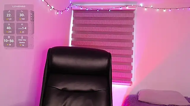 Megan FE online show from February 14, 2:52 pm