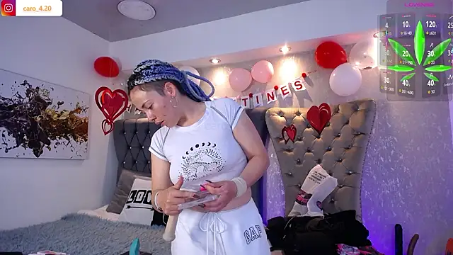 CaroFisher online show from February 20, 1:23 pm