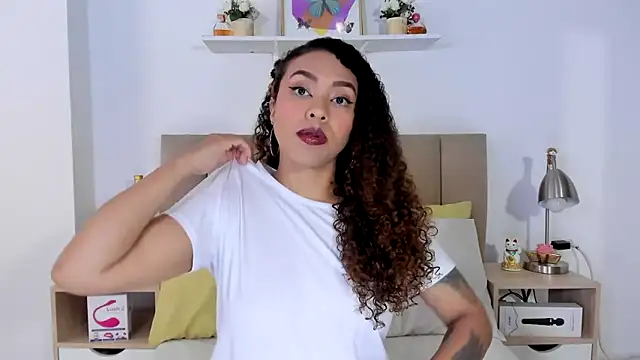 Zoe Gruber online show from March 5, 9:43 pm