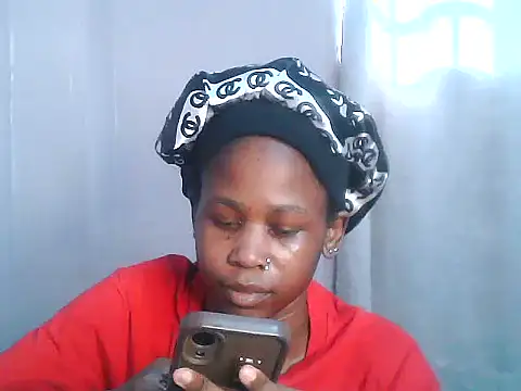 SexxyTerry online show from October 20, 12:41 pm