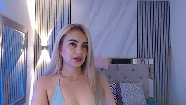 ashley  tylor online show from April 18, 2:25 am