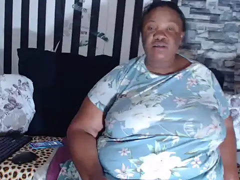 BigHotMatureXx online show from February 7, 10:08 am