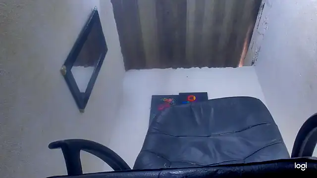 juanblakbigcock online show from October 25, 6:04 pm