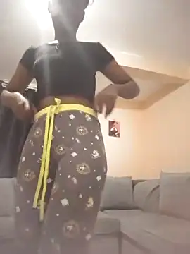 agnesmw online show from October 25, 5:09 pm