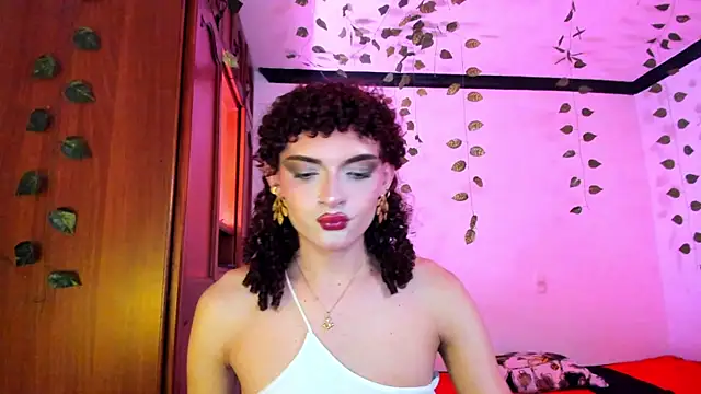 lucianromero online show from November 28, 1:52 am