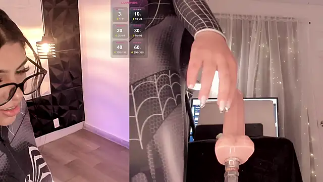 nickky   online show from September 14, 4:10 am