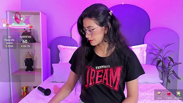 SophieGomez22 online show from November 21, 11:34 am