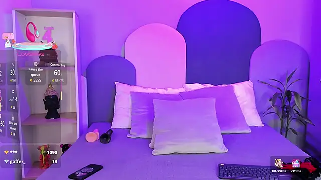 SophieGomez22 online show from September 20, 11:52 am