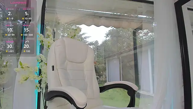 Russian Ava online show from October 9, 7:01 am