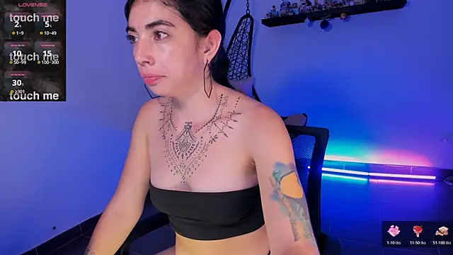 Nina-monroe online show from July 23, 12:12 am