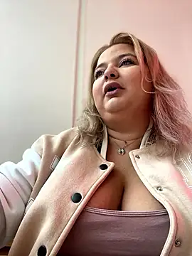 AllysonK online show from December 2, 8:48 am