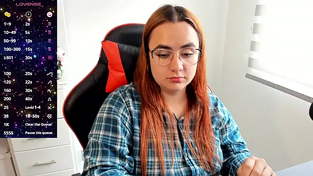 maryluna95 online show from September 16, 9:34 pm