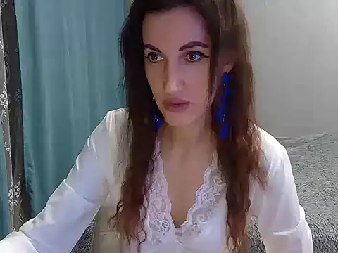 Bany Brandy online show from April 14, 9:15 pm