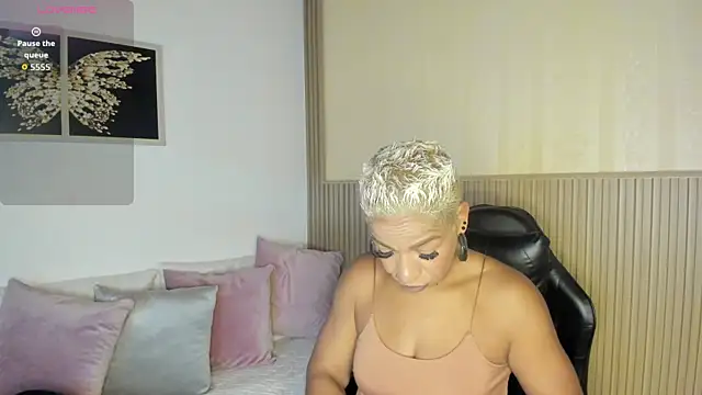 summer night  online show from October 1, 11:15 am