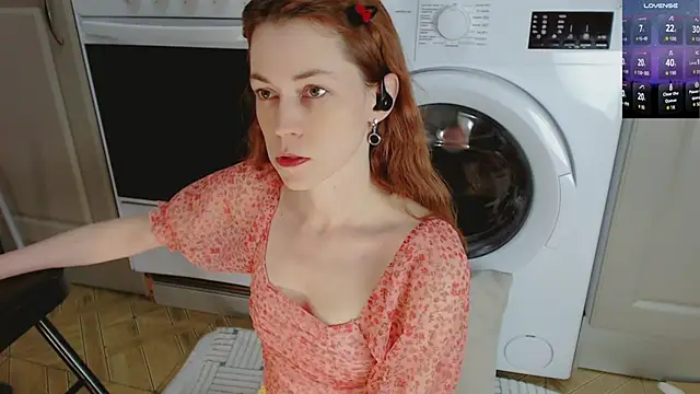 Amina Barbarian online show from September 28, 4:56 pm