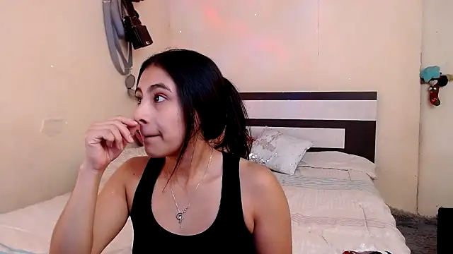 chika hellar online show from March 19, 9:52 pm