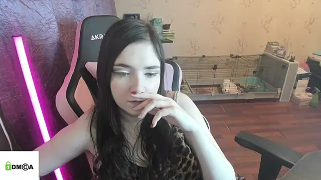 Crazy forest fairy online show from March 25, 10:34 pm