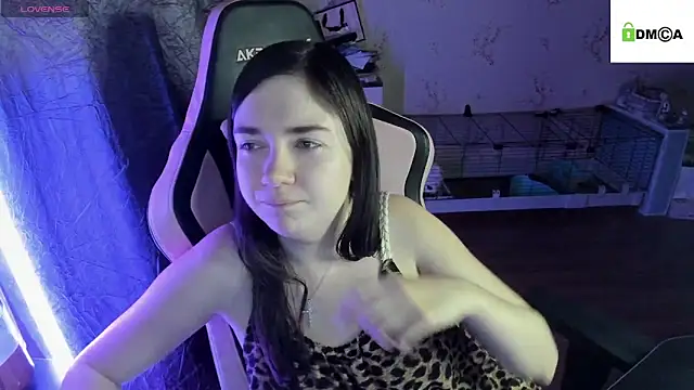 Crazy forest fairy online show from October 2, 10:37 pm