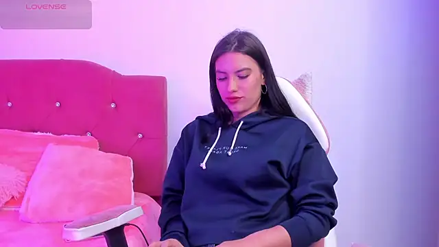 LucianaTomson online show from March 6, 10:49 pm