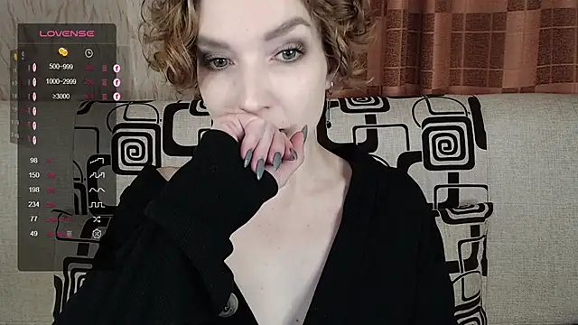 TinaWince online show from October 31, 5:20 am