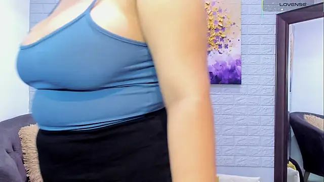  alaiasmile  online show from September 16, 8:28 pm