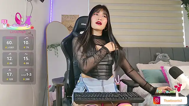  thaeltaylor online show from September 9, 9:03 pm