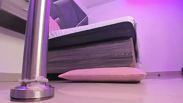 Charlotte Myers online show from December 2, 7:49 pm