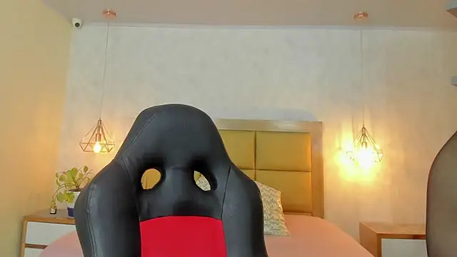 LARSONMIA online show from September 16, 12:13 pm