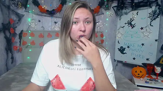 SallyVerda online show from October 30, 7:04 pm