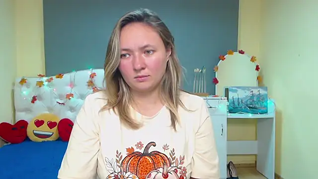 SallyVerda online show from November 12, 7:23 pm