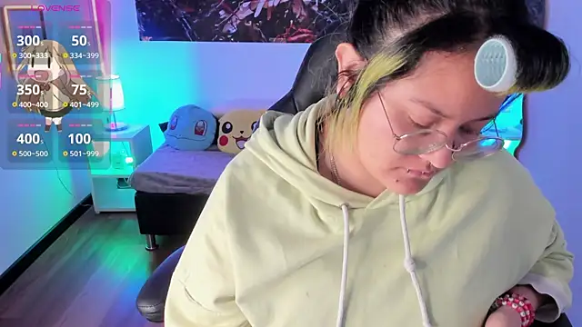 lucky-leah online show from September 18, 4:11 am